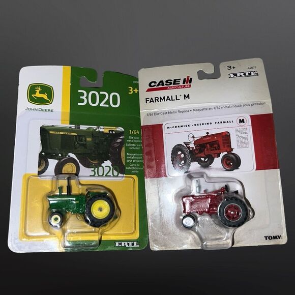 NIP Ertl IH Farmall M Narrow Ertl John Deere 3020 Tractor 1/64 Die-cast B6 - Picture 1 of 5